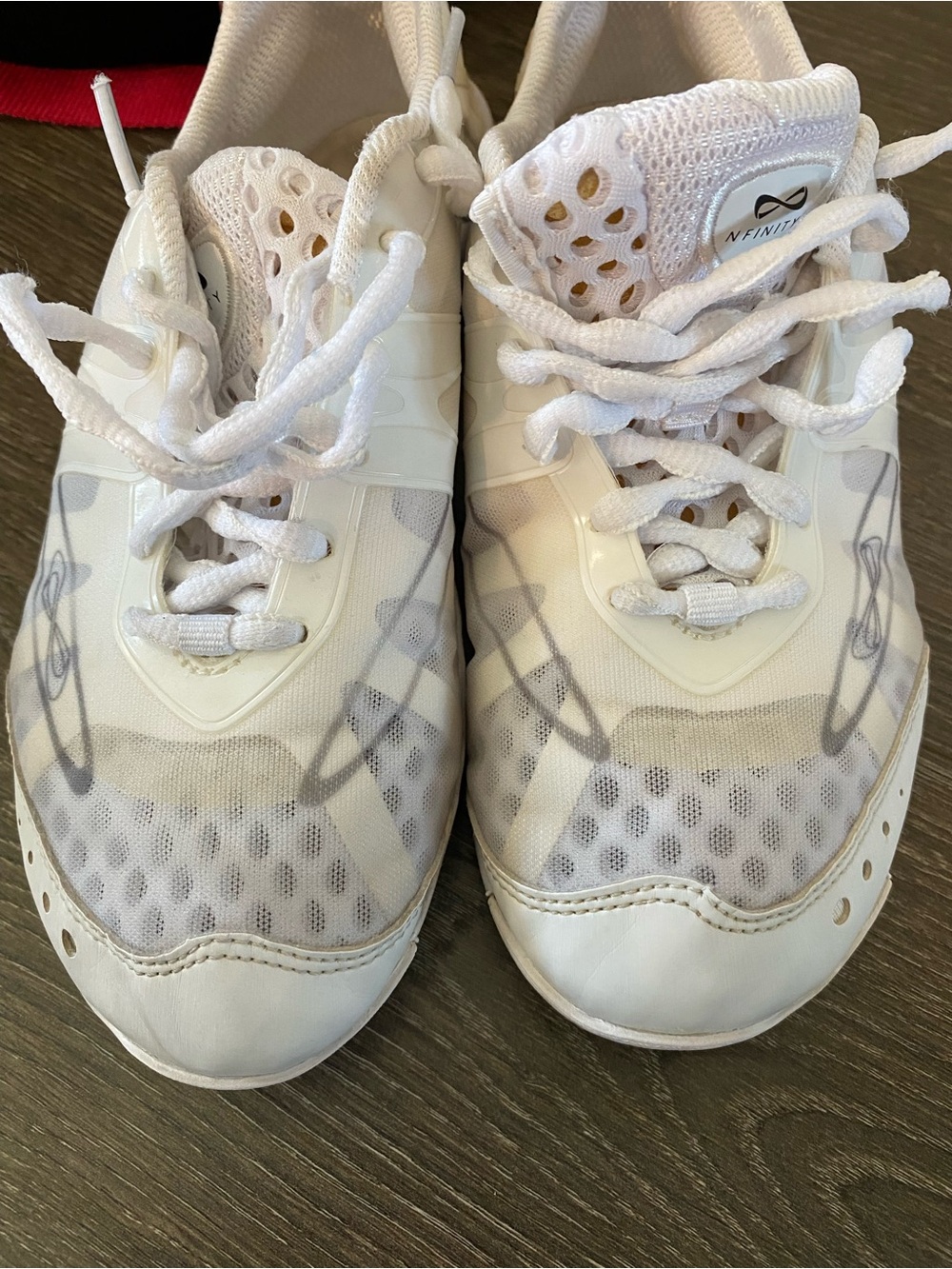 NFINITY cheer shoes 7.5 with case - Picture 7 of 8